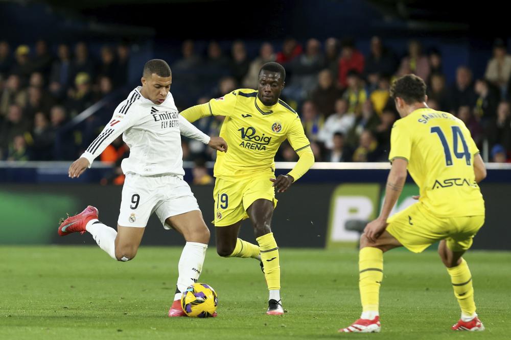 还是替补中 还是替补中